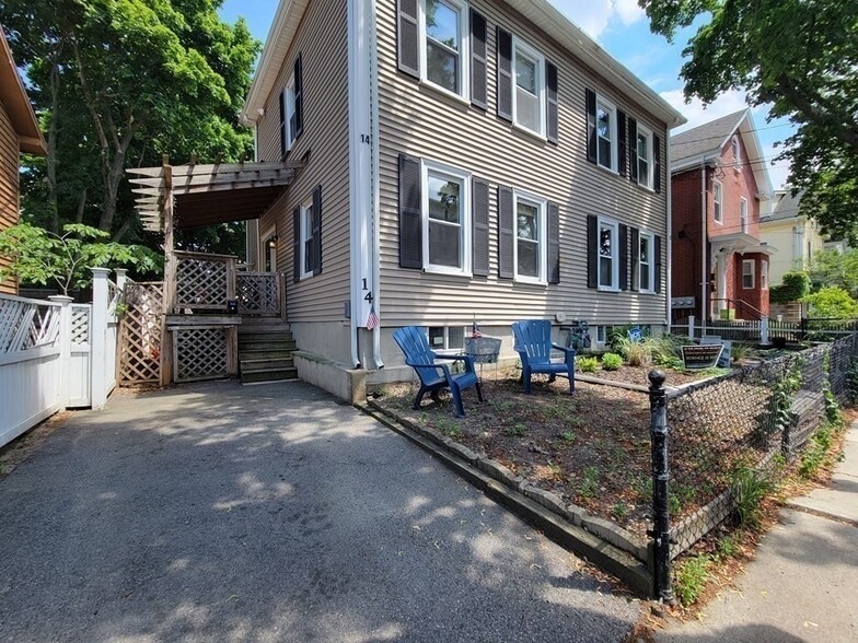 Building Photo - 15 Jay St