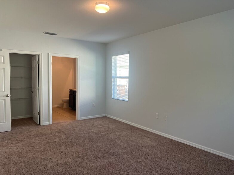 Building Photo - 2709 Loreto Ct