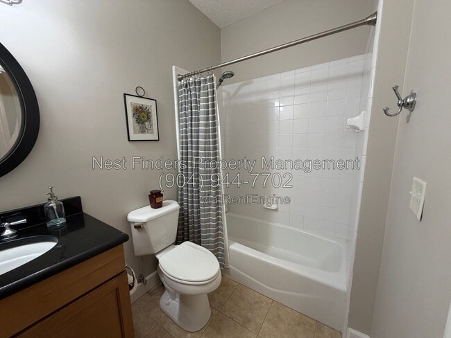 Building Photo - 3886 Walsh St
