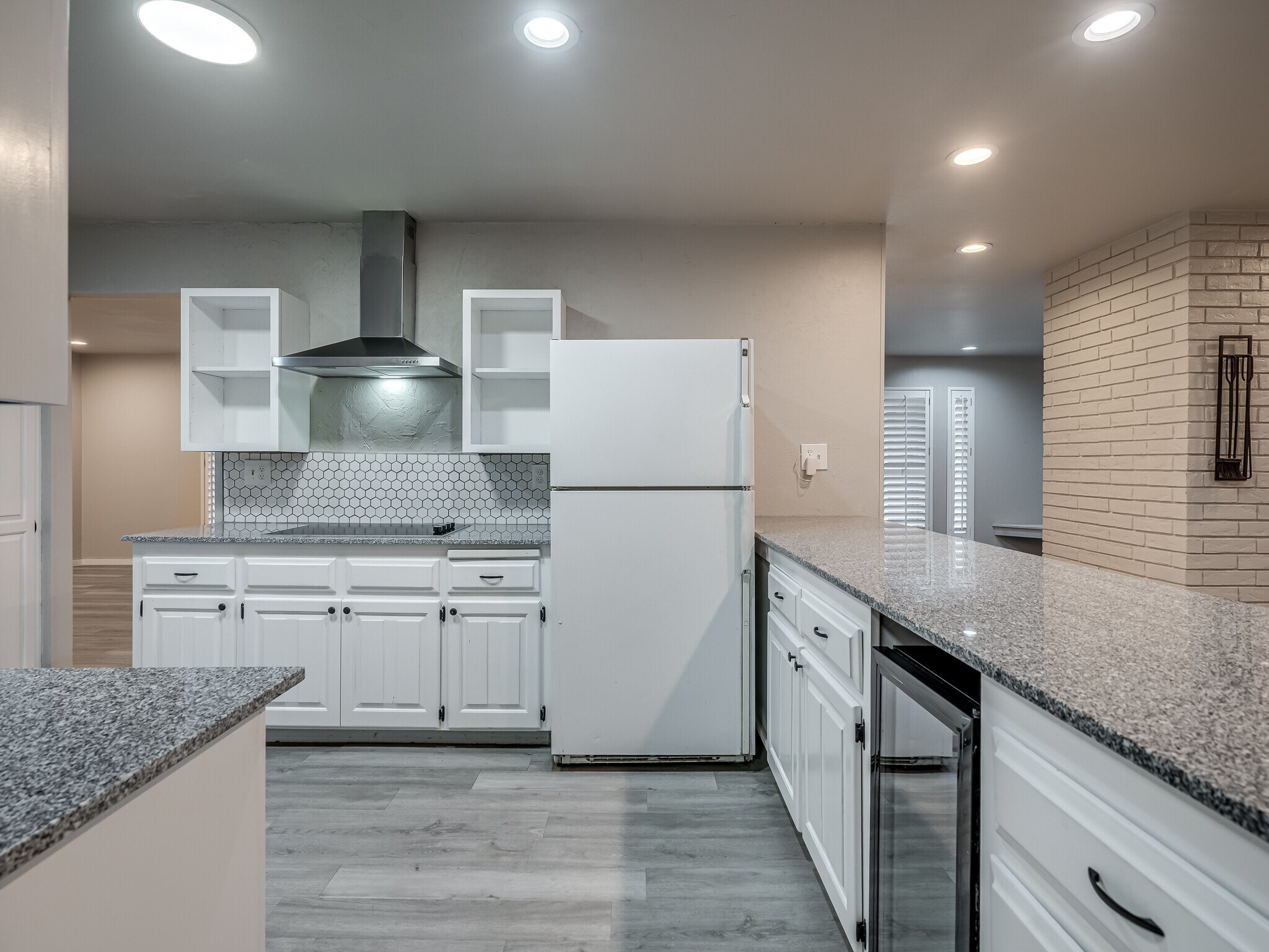 Building Photo - 12136 Thorn Ridge Rd