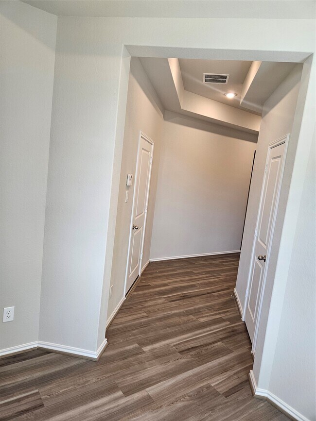 Building Photo - 21131 Armstrong County Dr