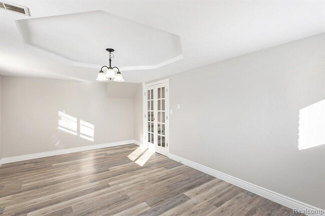 Building Photo - 2719 Pall Mall Dr