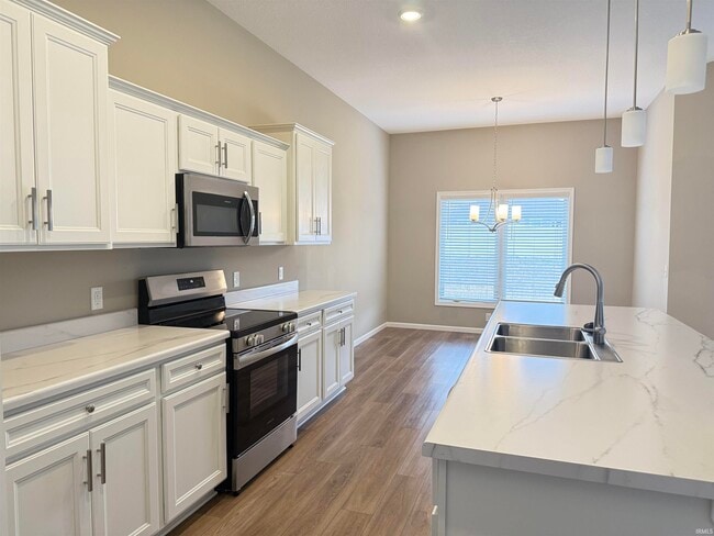 Building Photo - 4746 Whittlebury Dr