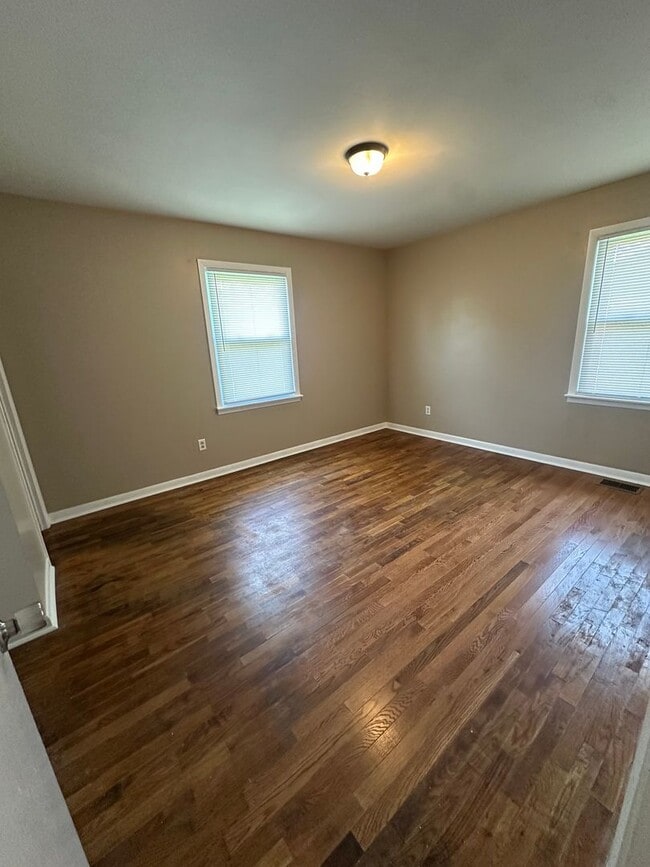 Building Photo - 3408 Ginger Dr