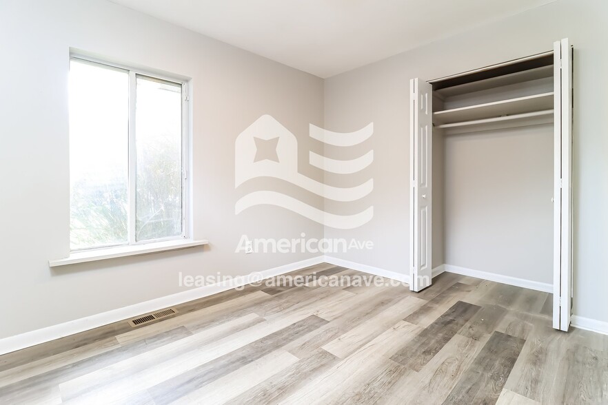 Building Photo - 11183 Unity Dr