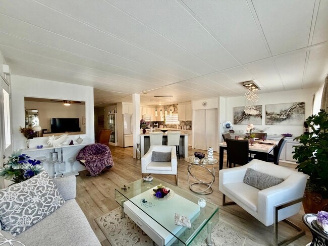 Building Photo - 38890 Desert Greens Dr W