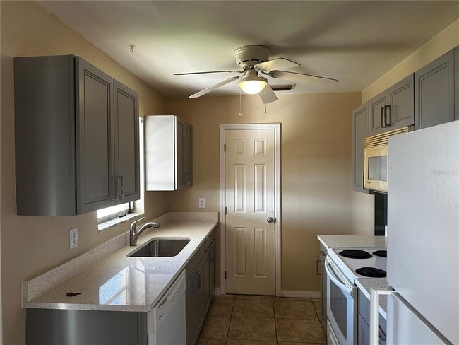 Building Photo - 21530 Meehan Ave