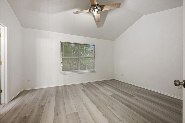 Building Photo - 4501 Whispering Valley Dr
