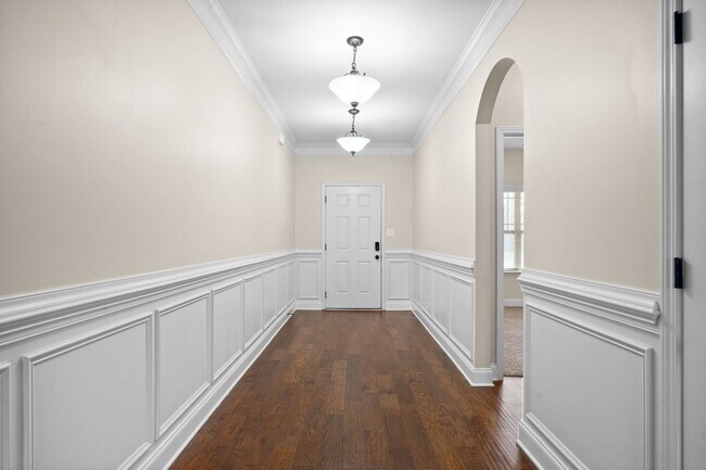 Building Photo - 2976 McManus Cir