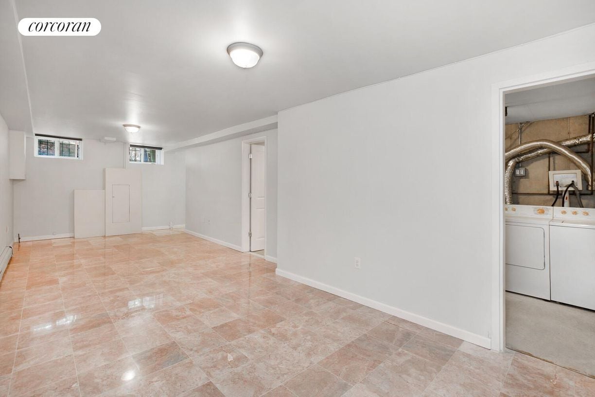 Building Photo - 477 Classon Ave