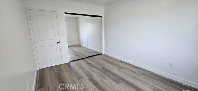 Building Photo - 833 E 92nd St