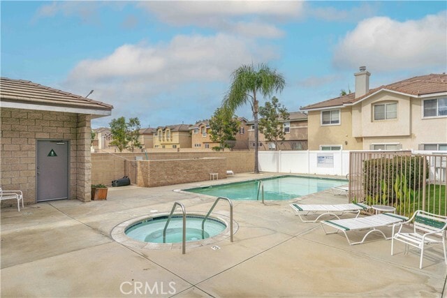 Building Photo - 9027 Primavera Lane