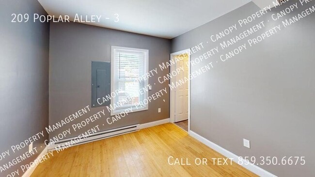 Building Photo - 209 Poplar Alley