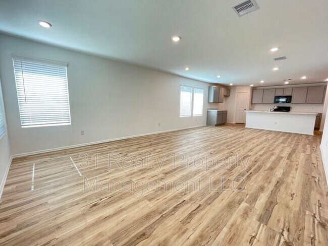 Building Photo - 3219 Aster Mdw Wy