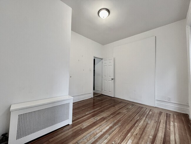 Floorplan - 182 Claremont Avenue