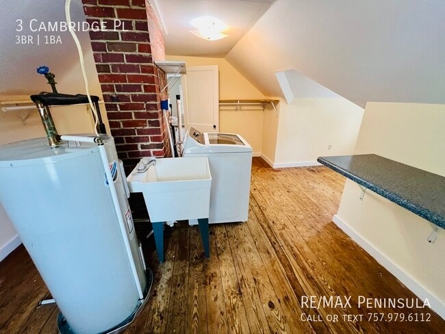 Building Photo - 3 Cambridge Pl