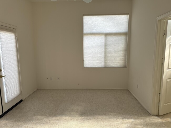 Building Photo - 78655 Golden Reed Dr