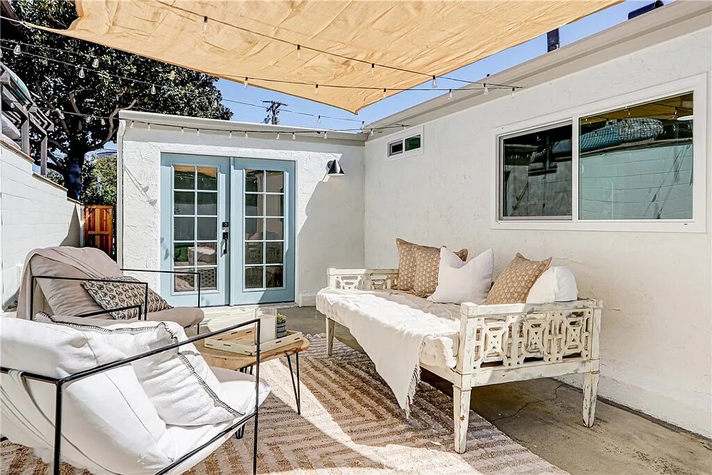 Building Photo - 1706 2nd St