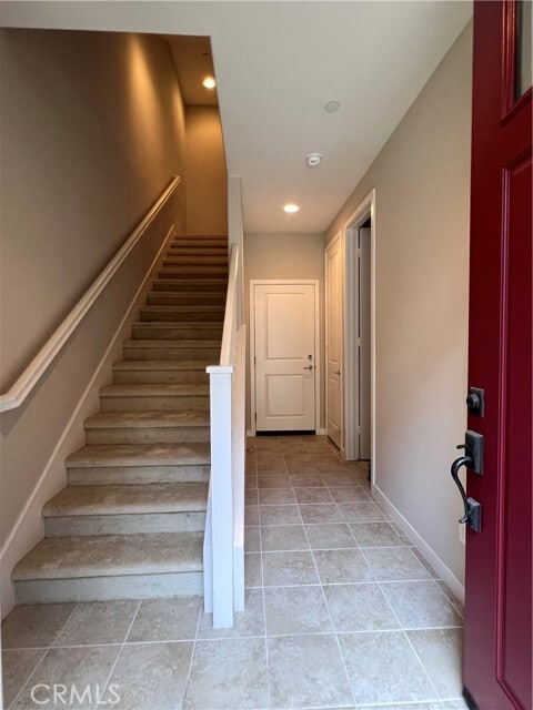 Building Photo - 713 S Azusa Ave