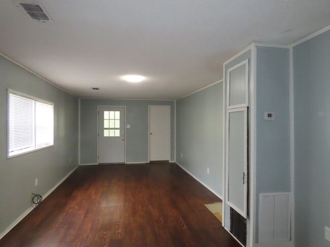 Building Photo - Country Living-Water Included! 2 Bedroom Home