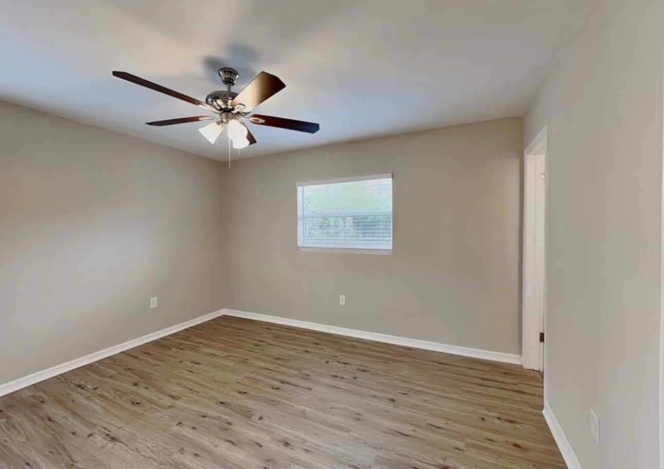 Building Photo - 1704 Newton St