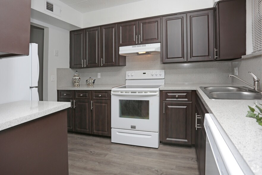 Park Place Apartments 7514 Hogan Rd Jacksonville FL 32216 Apartment