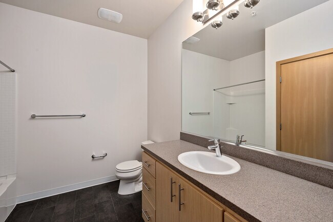 Building Photo - 500 Belmont Ave E