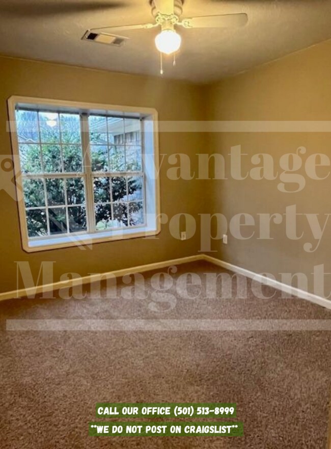 Building Photo - 50 Whispering Wind Cir