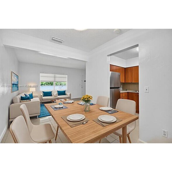 Building Photo - 2744 SW 23rd Ter