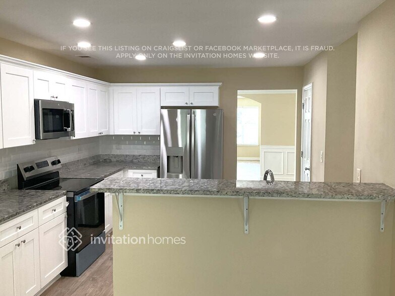 Building Photo - 9782 Sinclair Ln