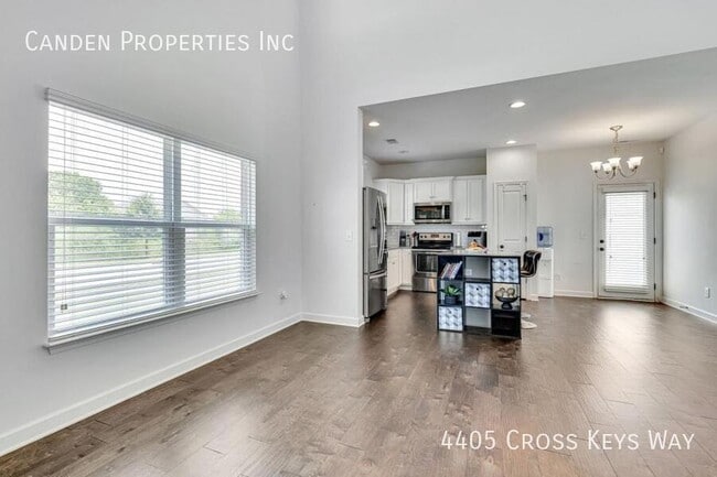 Building Photo - 4405 Cross Keys Way