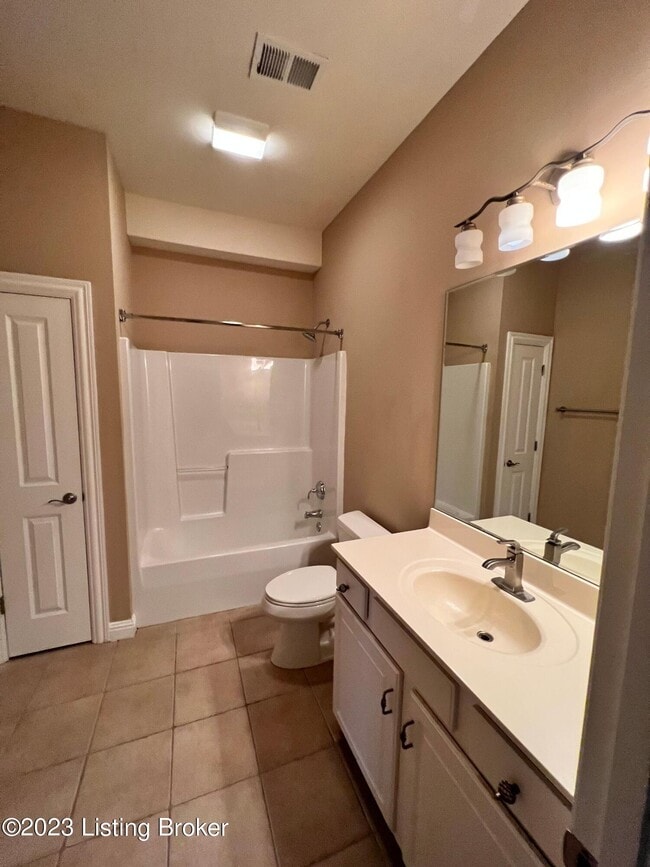 Building Photo - 14404 Academy View Ct