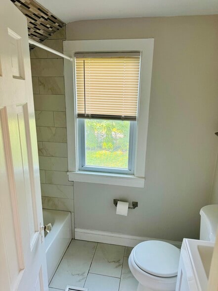 Upstairs - bathroom #2 - 1059 Atlantic Ave