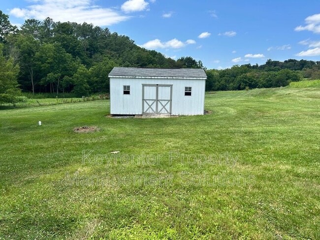 Building Photo - 209 Tanner Ln