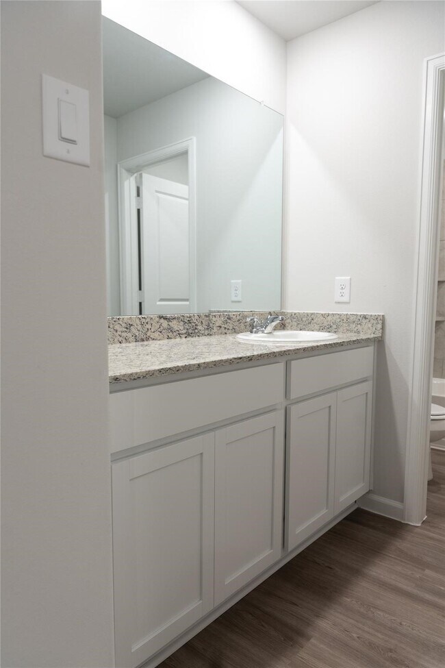 Building Photo - 64 Valiant Ridge Trail