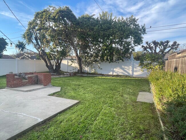 Back yard from kitchen entrance - 4137 W 173rd St