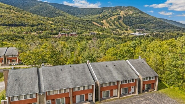 Building Photo - Charming 3BR House in Hunter