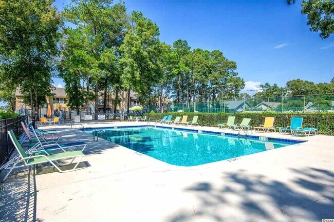 Building Photo - Large Townhome on 44th Avenue