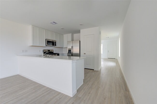 Building Photo - 26811 Prairie Smoke Ln