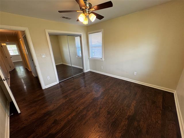 Building Photo - 923 Green Castle Dr