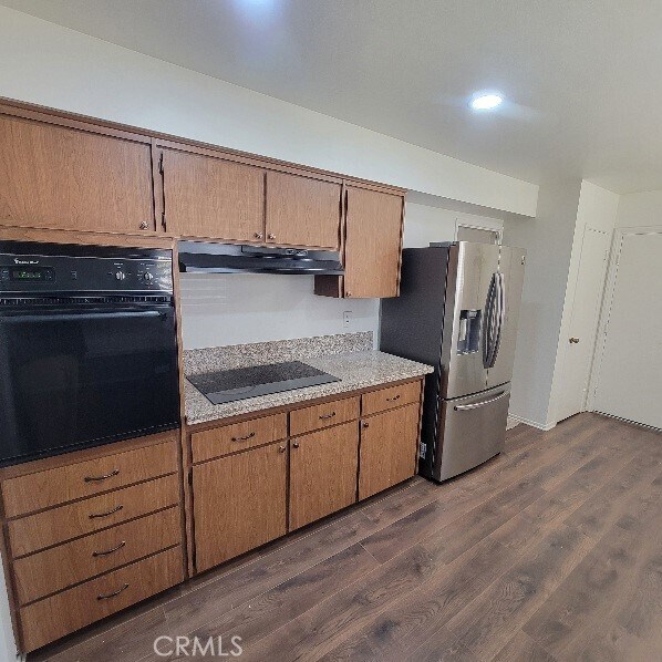 Building Photo - 28894 Portsmouth Dr
