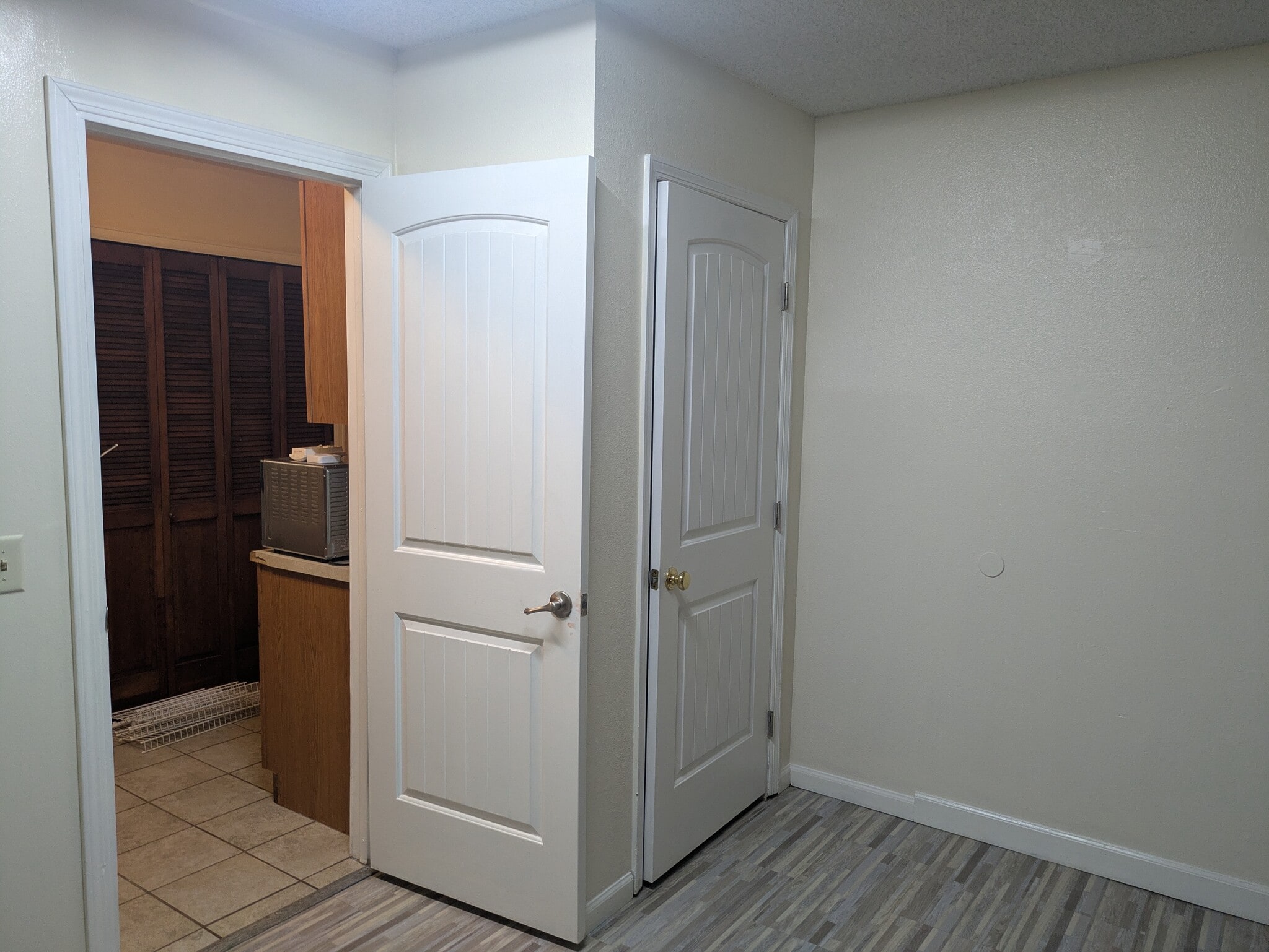 Building Photo - 5209 Greenway Dr