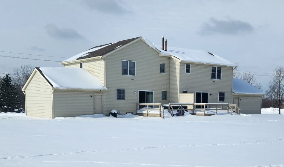 Building Photo - 5705 Newhouse Rd