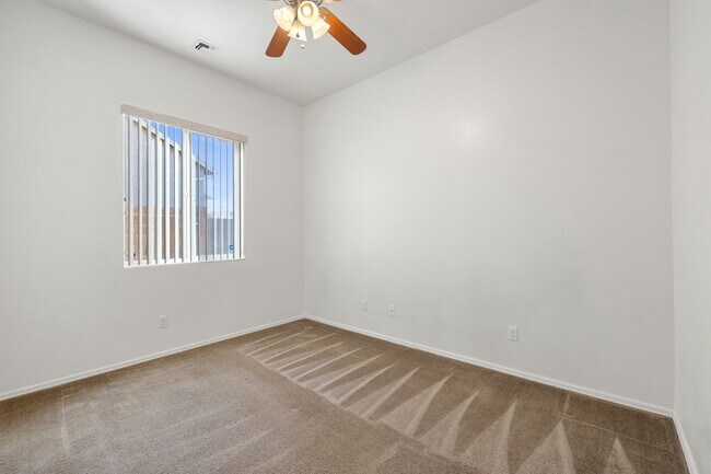 Building Photo - 4505 N Dryden