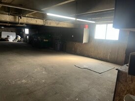 Building Photo - 6424 E Bates Ave