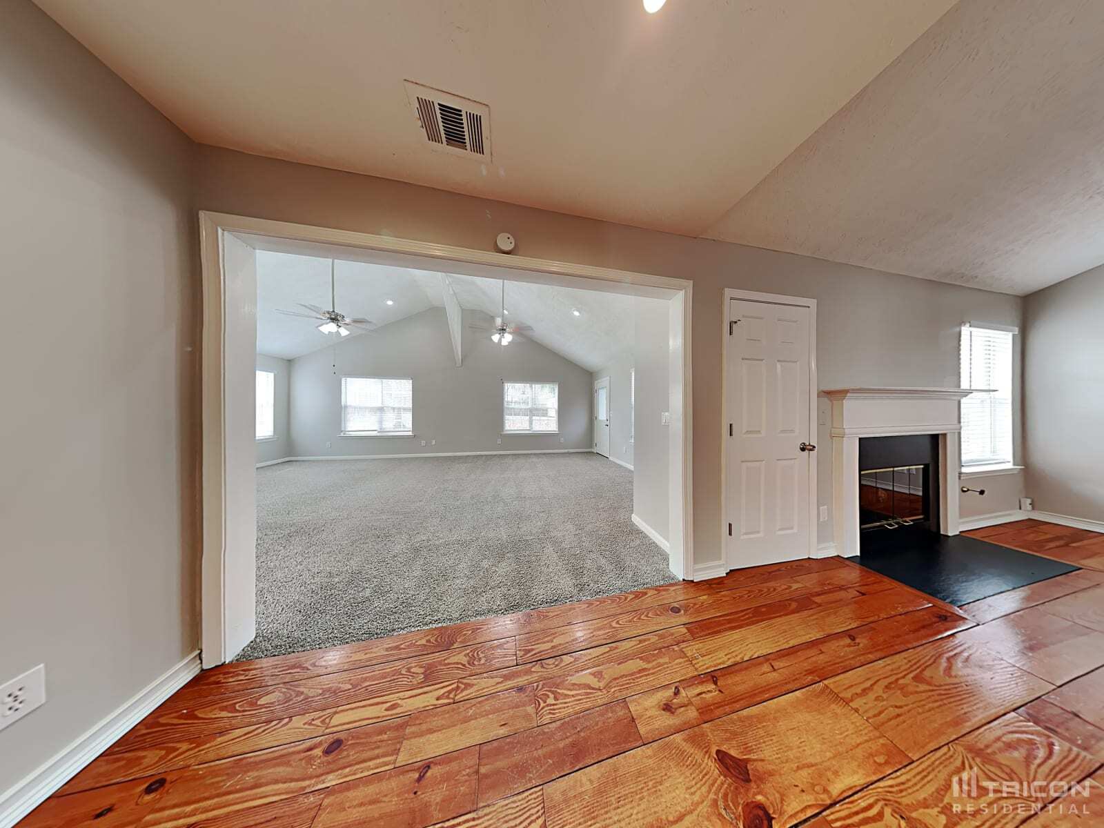 Building Photo - 325 Plantation Blvd