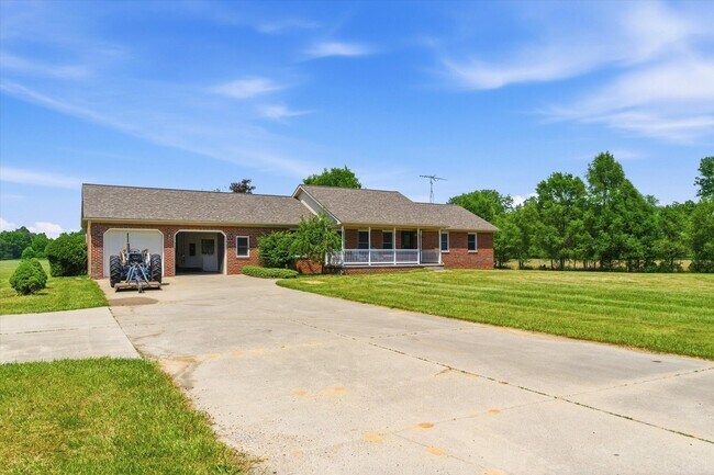 Building Photo - 5700 W M 36