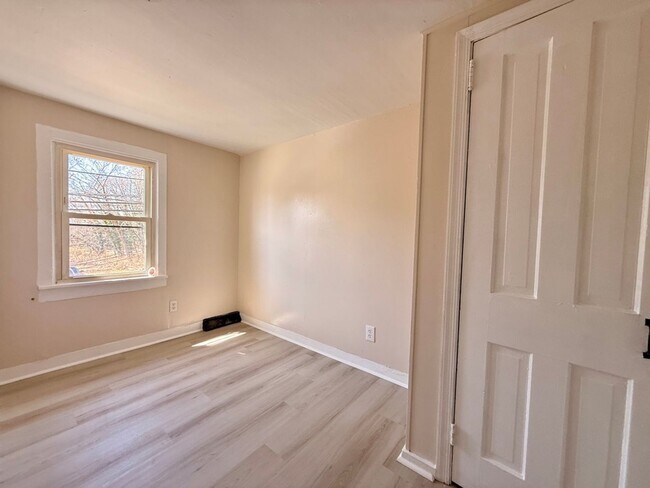 Building Photo - 243-245-245 South Ave