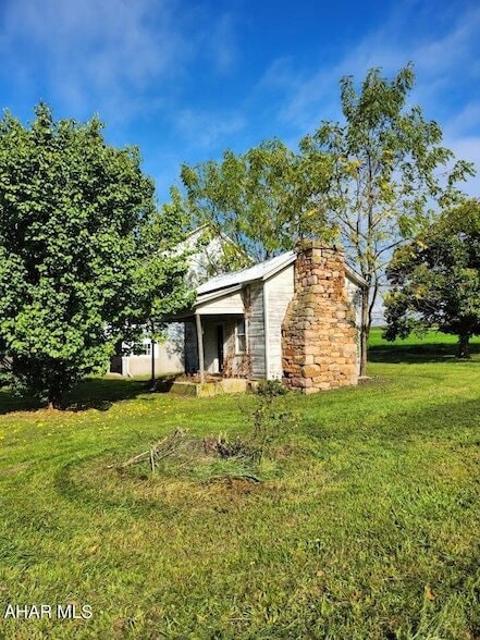 Building Photo - 470 Golden Rule Dr