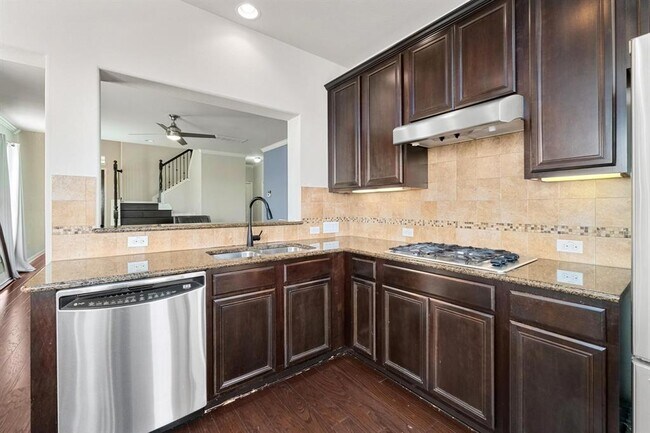 Building Photo - 9621 Solana Vista Loop